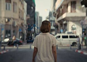 Der Russe ist einer, der Birken liebt (2022) – Trailer