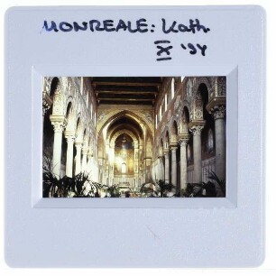 Monreale, Kathedrale : Innenansicht Langhaus