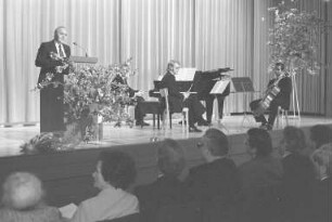Festakt zum 25jährigen Jubiläum der Verbrauchergemeinschaft Karlsruhe im Joseph-Keilberth-Saal im Wohnstift Karlsruhe am Erlenweg