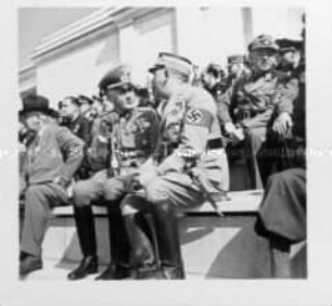 Raumbildband. Reichsparteitag der Arbeit. 100 Bilder. Appell des Reichsarbeitsdienstes. Neurath, v. Blomberg.
