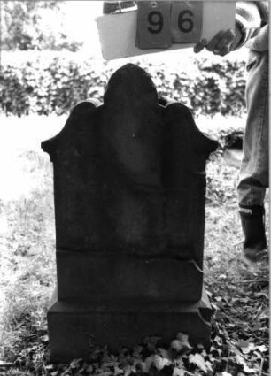 Grabstein 96