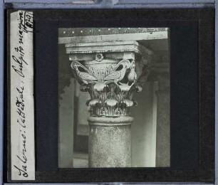 Salerno, Duomo : Kanzelkapitell