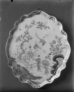 Teller mit Chinoiserien