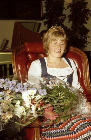 Freiburg: Neue Badische Weinkönigin Fräulein Blankenhorn