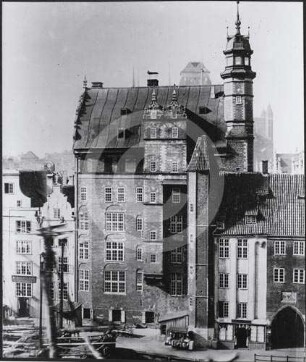 Haus der Naturforschenden Gesellschaft Danzig mit Sternwarte