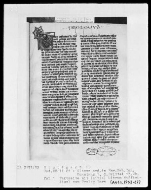 Bibliorum libri Esdrae, Neemiae, Danielis cum Glossa ordinaria — Initiale U(utrum difficilius), Folio 1recto