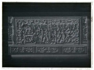 Truhe (Vorderwand)