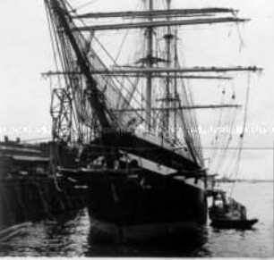 NS-Musterbetrieb Reederei John.T. Essberger, Schulschiff