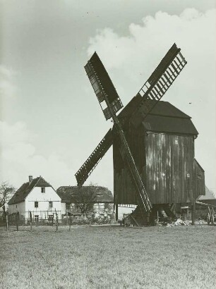 Heyda, Bockwindmühle und Gehöft