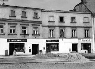 Zwei Wohn- und Geschäftshäuser