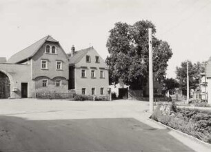 Mobschatz-Merbitz, Merbitzer Ring 5 und 6. Bauernhöfe (1. H. 19. Jh., bez. 1810)