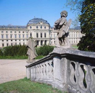 Würzburger Residenz. Ansicht der Gartenfront des Gebäudes
