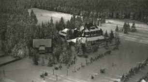 Zinnwald-Georgenfeld (Altenberg-Zinnwald-Georgenfeld). Lugsteinhof. Luftbild-Schrägaufnahme von Südost
