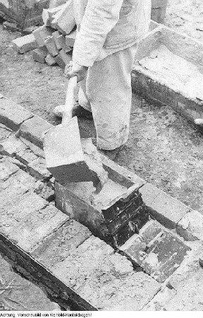 Dresden, VEB Bau-Union Dresden, neue Maurer-Methode, Juli 1952