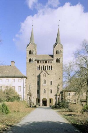 Pfarrkirche Sankt Stephanus und Vitus & Ehemalige Abteikirche — Westwerk