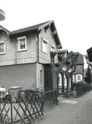 Ebersbach-Neugersdorf, Hauptstraße 9a. Wohnhaus (1886/1900)