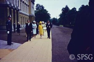 Berlin, Schloss Charlottenburg, Staatsbesuch von Queen Elizabeth II. von England.