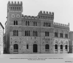Palazzo del Podestà, Palazzo della Provincia, Grosseto