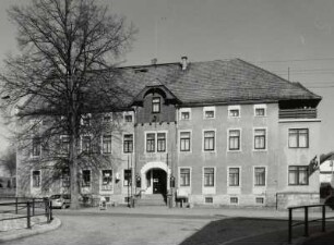 Neustadt-Polenz in Sachsen, Gasthof : Neustadt-Polenz in Sachsen. Gasthof "Erbgericht Polenz" (bezeichnet 1898), Polenztalstraße 63. Straßenfront