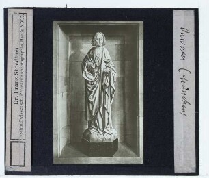 Bouts (Nachfolger), Johannes der Evangelist (München AP WAF 75),Bouts (Nachfolger), Flügelaltar mit Kreuzigung (verm.; verloren), Gefangennahme, Auferstehung u. den beid. Johannes' (div. Sammlungen)