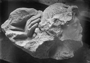 Kopf Christi von einer Hand gestützt