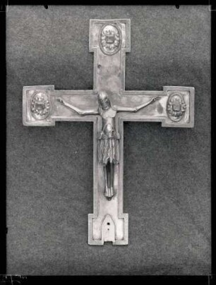 Vortragekreuz, romanisch