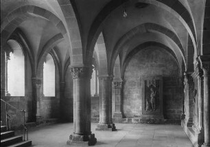 Fritzlar, ehem. Stiftskirche St. Peter, Paradiesvorhalle