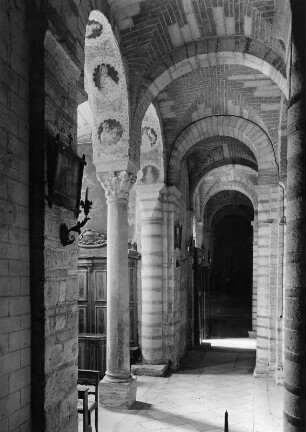 Verona. Kirche San Lorenzo (1001/1300). Inneres. Südliches Seitenschiff