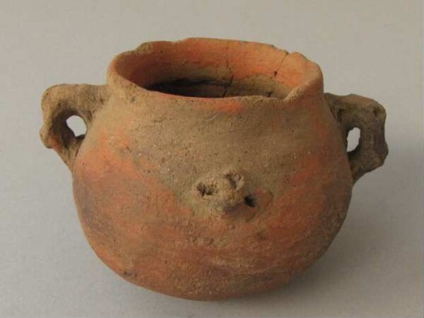 Clay vessel