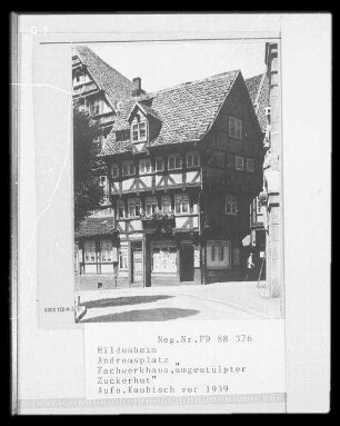 "umgestülpter Zuckerhut"