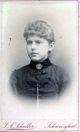 Portraitaufnahme eines jungen Mädchens