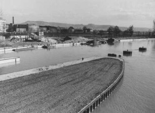 Vorhafen der Doppelschleuse Bad Cannstatt/Neckar im Bau