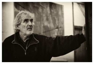 CARSTEN GILLE IN SEINEM ATELIER