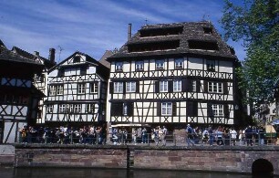 Strasburg - Altstadtviertel : Altstadtviertel Petit France in Strasburg, aufgenommen ca. 2001