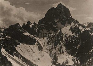 Österreich. Vorarlberg. Die Zimba (in alter Literatur auch Cimba[1]- oder Zimbaspitze genannt) ist ein 2643 m ü. A. hoher Berg der Vandanser Steinwand im Rätikon, einer Gebirgsgruppe der westlichen Zentralalpen (Ostalpen)
