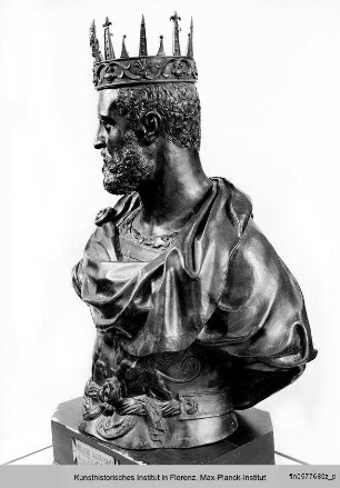 Büste des Cosimo I. de' Medici mit Krone