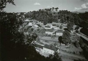 Wolkenstein, Blick von den Felsen über der Amtsmühle nach Osten zum Schloß Wolkenstein