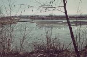 Winterliche Flusslandschaft