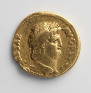 Aureus des Nero mit Darstellung des Janustempels