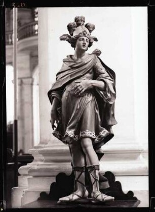Klosterkirche; Mänlicher Heiliger von Seitenaltar