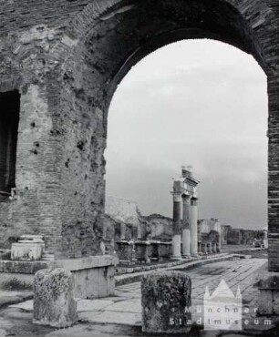 In den Ruinen von Pompeji