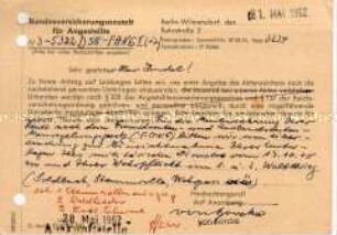 Schreiben zur Rentenberechnung für die Kriegsjahre des 1. und 2. Weltkrieges - Familienkonvolut