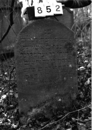 Grabstein 852