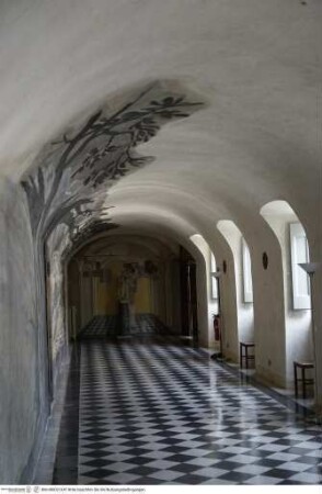 Santissima Trinità dei Monti, Westflügel