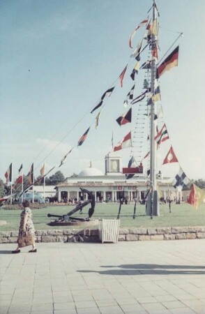 Blick auf das Messegelände der Mustermesse in Leipzig (1954)