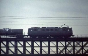 Stuttgart Münster König-Wilhelm-Viadukt Lok Baureihe 150 Güterzug Kesselwagen