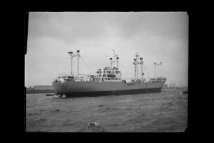 Commerz (1955), Frachtschiff, Commerz Reederei GmbH, Hamburg, Bau-Nr. 814