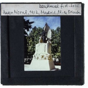 Madrid, Plaza de Oriente,Madrid, Benlliure, Denkmal für Luis Noval