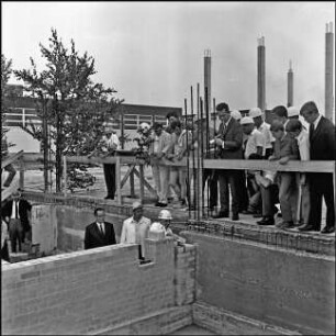 Planetenring, Planetenring, Realschule Garbsen/Caroline-Herschel-Realschule, Grundsteinlegung am 18. Juni