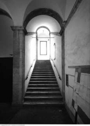 Palazzetto di Antonio da Sangallo il Giovane, Scalone